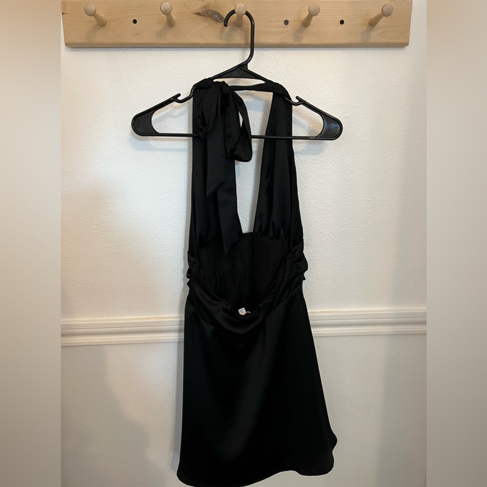 Black Silk Formal Dress with Plunging Neckline and Open Back. Size Small - Picture 4 of 6